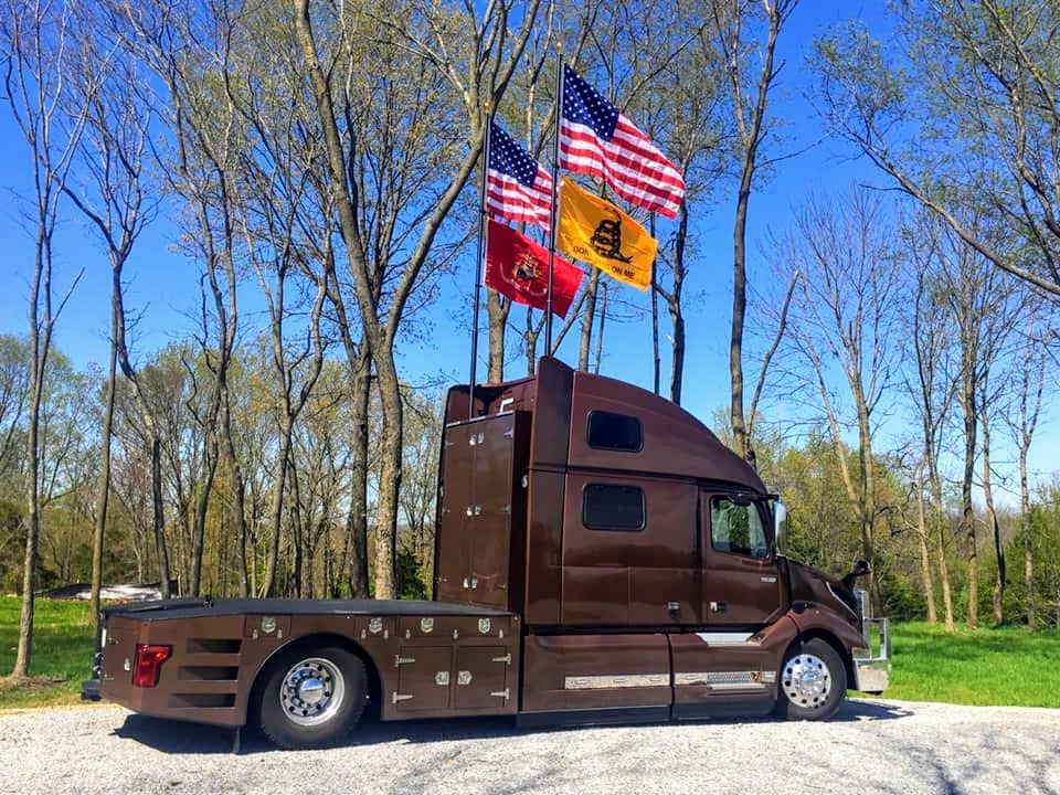  Freedom Flyer, Jeep Tire Flagpole